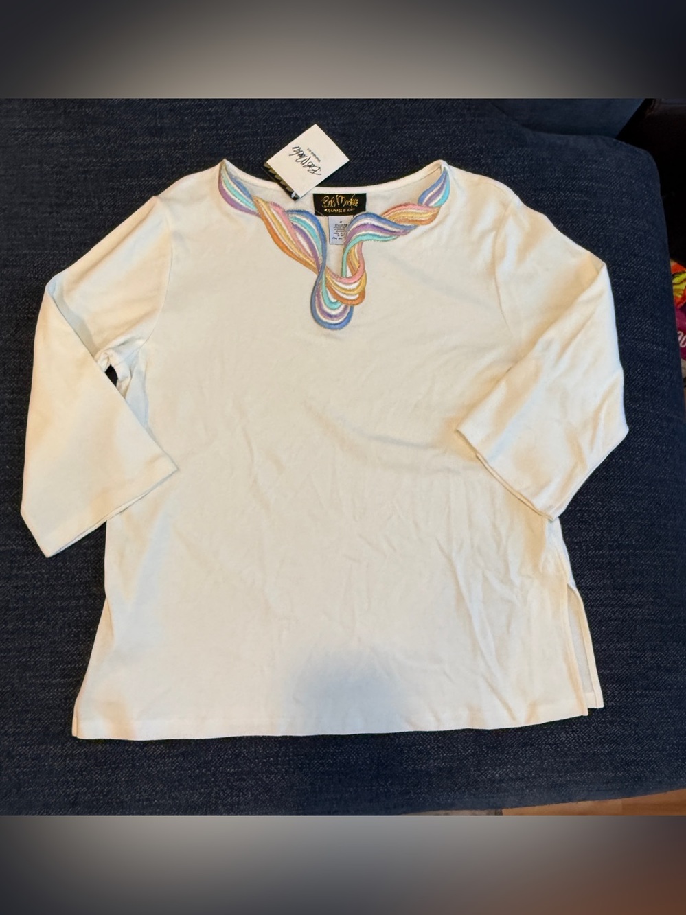 Bob Mackie light cream blouse Size Medium NWT